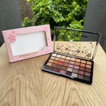 Hudamoji eyeshadow palette perfect for romantic sultry and glamorous eye makeup look