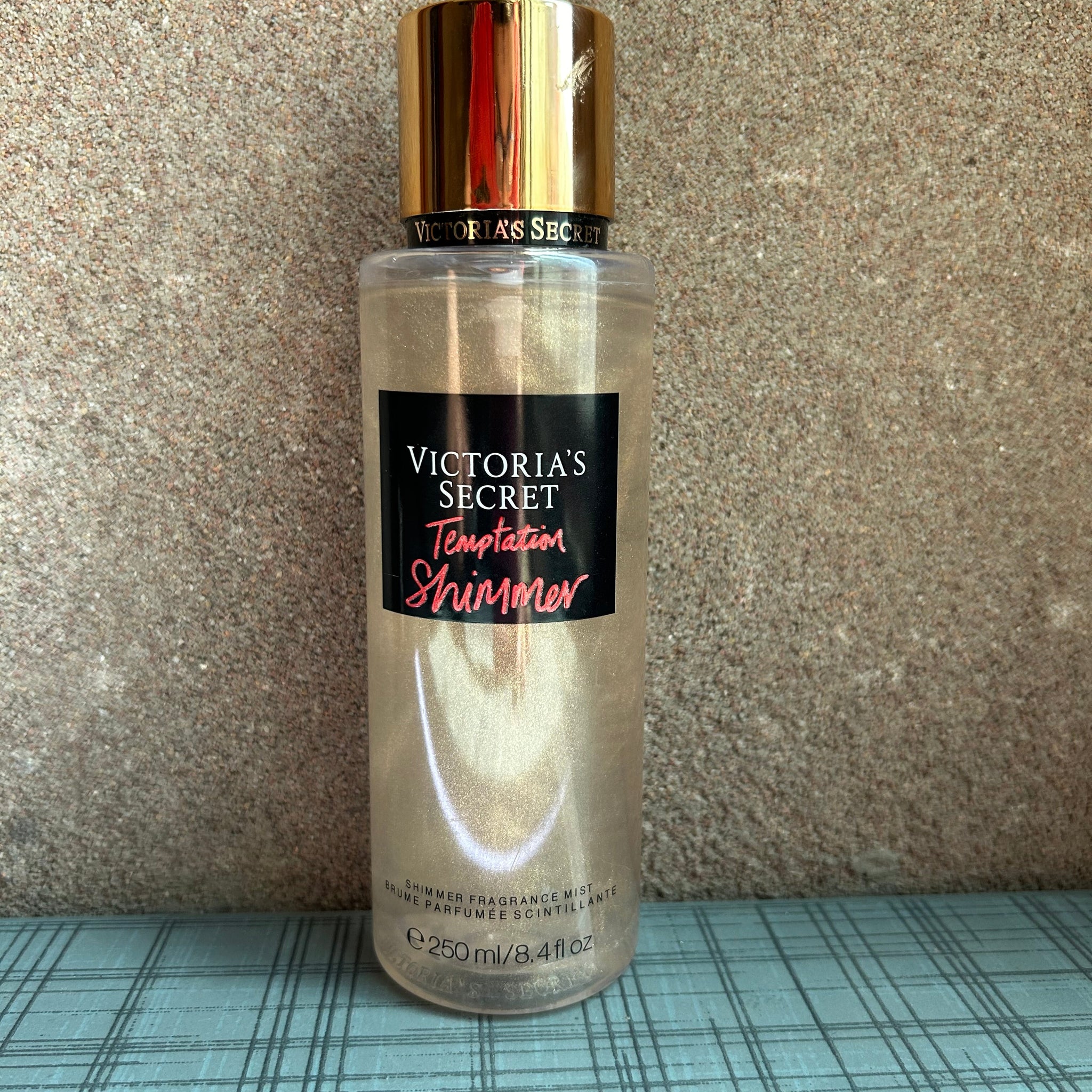 VICTORIA'S SECRET FRAGANCE MIST-TEMTATION SHIMMER