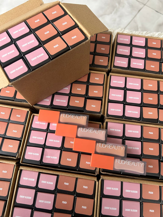 Huda Beauty FAUXFILTER Under Eye Color Corrector