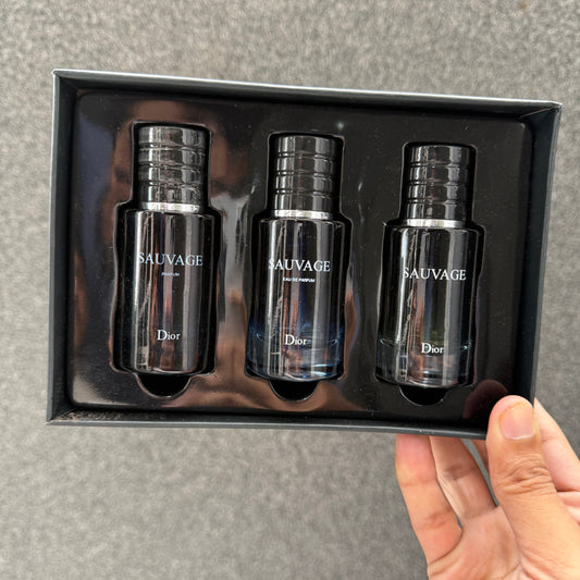 DIOR SAUVAGE MINI PERFUME SET  30ML x 3
