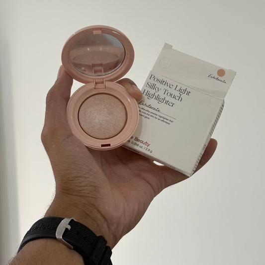 RARE BEAUTY (SILKY TOUCH) HIGHLIGTER