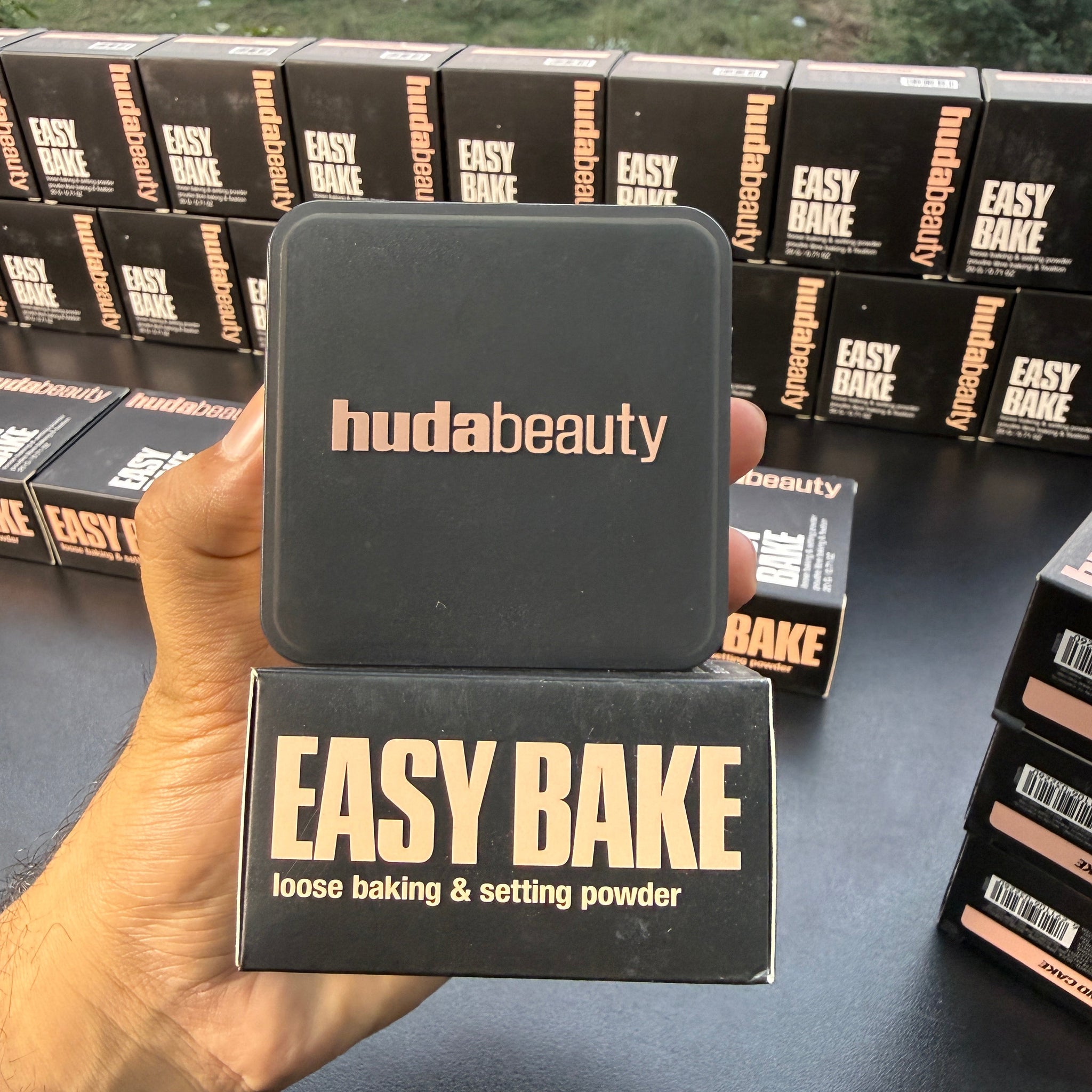 Huda Beauty Easy Bake Loose Baking & Setting Powder (Shade=Pound Cake)